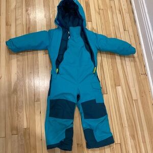MEC toaster suit size 4